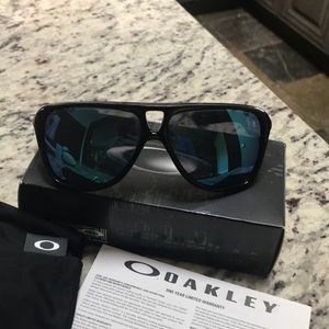 Oakley sunglasses